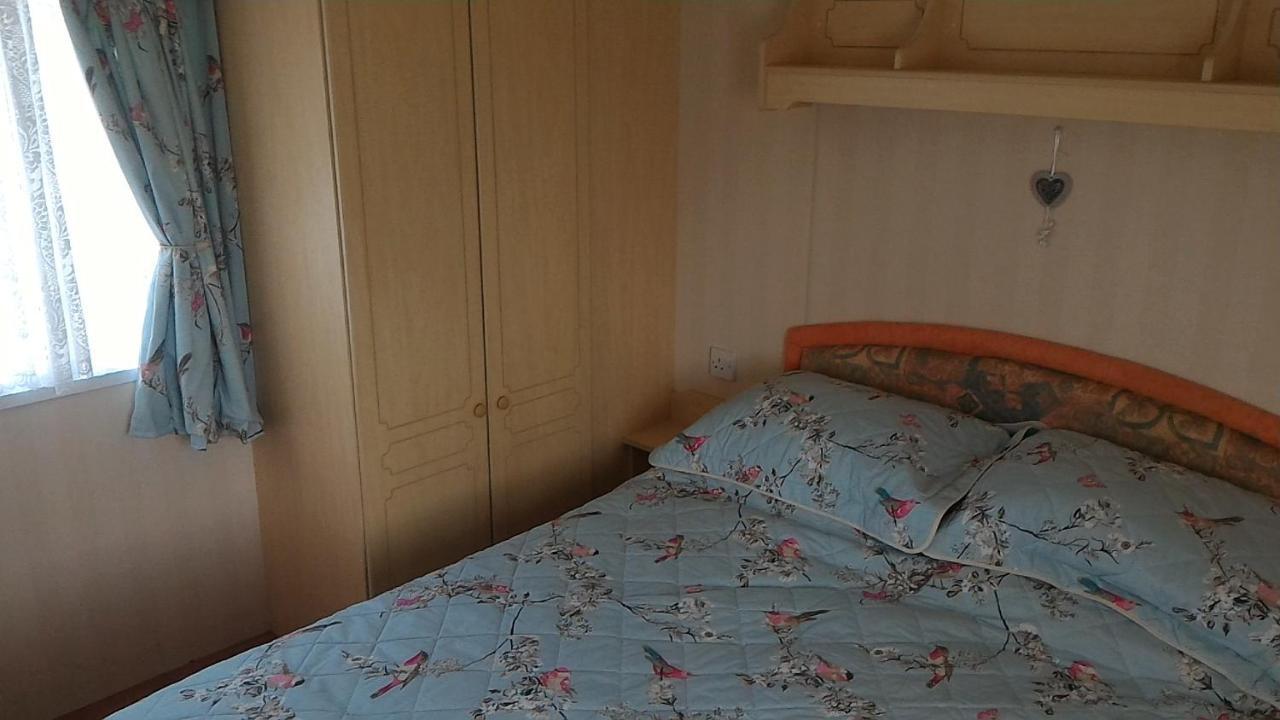 Camping Du Puy Rond Бресюир Экстерьер фото